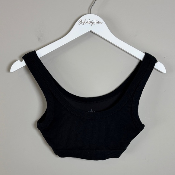 Alo Yoga Seamless Sports Bra Black Ribbed Scoop Neck Athletic Yoga Sz XS - Picture 3 of 10